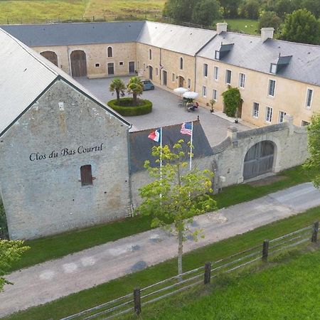 Le Clos Du Bas Courtil Guesthouse B&B Omaha Beach Osmanville 외부 사진