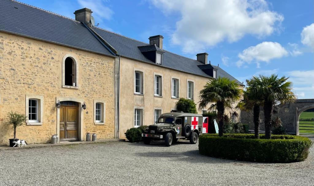 Le Clos Du Bas Courtil Guesthouse B&B Omaha Beach Osmanville 외부 사진